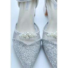 ニアナ(niana)のパールリボンシューズクリップ