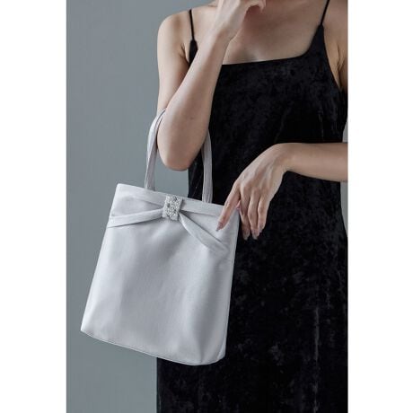 [^:na0220008354]niana jAi p[ƃrW[{fUC̃g[gobOB̂Tenō̂ۂɁB}`tdlłՂ[ł郁CXy[XɉAɂ͒ʏ̃|Pbgƃbvyp̃|PbgtĂ̂|CgBjV܂ⒷzAσ|[`傫߃TCYȂ̂ŁAЂƂłoOKB߂̃p[eB[obOɓ肫ȂוTuobOƂĂ܂BIXXV[E񎟉EIEĂ΂ElEqE2EӉEp[eB[Ef[gEt\ȂǑlȃV[̃R[fBl[gɎg܂Byfށz|GXe100yYzyTCYf[^z(c)F: 26.5cm()F: 25cm(}`)F: 7.5cm()F: 37.5cm(d)F: 245gyJ[WJzubN/x[W/Vo[ylzE|Pbg~1E}OzbNJE12cm~20cmގю[yiӎzTCY̓[J[̐ɂȂ܂A덷ꍇ܂Bf摜͊̉eɂJ[قȂČꍇ܂BũJ[摜QlBi摜͂ɂȂ郂j^[Ȃǂ̊ɂĎ኱̌덷܂B