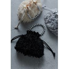 ニアナ(niana)のシャギー巾着バッグ