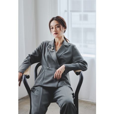 [^:na0070008491]niana jAi _u{^WPbgƃpc̃Zj[ZbgAbvBTChɂĎRɍLtAfUC̃WPbg͒悢EGXgVFCvŃX^CAbvʂ𔭊Ă܂B莝̃u[`RT[W킹ĂƂ؂₩łBrYɌĂe[p[hpćAobNEGXgSŒԂ̒pXgXt[ɁB􂢉\Ȃ̂łłł̂|CgB킹Ci[ɂĕ͋Cς̂ŁAtH[}EIP[WV[͂fC[ItBXł􂷂ZbgAbvX[cBIXXV[wEEƎQρE܎OE{QE\EEی҉EkEItBX܂ lȃV[̃R[fBl[gɂgp܂ByfށzEWPbg\nF|GXe97 |E^3Epc\nF|GXe97 |E^3nF|GXe100yYzyfgz165cm B77 W57 H79 size MyTCYf[^zEWPbg(g)M: 61cm / L: 63cm()M: 37cm / L: 38cm(oXg)M: 92cm / L: 96cm()M: 59cm / L: 60cm()M: 24cm / L: 25cmEpc(e)M: 99.5cm / L: 100.5cm(EGXg)M: 68cm / L: 72cm(qbv)M: 102cm / L: 106cm(҉)M: 68cm / L: 69cm()M: 61cm / L: 63cm()M: 31cm / L: 33cmyJ[WJzubN/lCr[/x[W/`R[ylzEWPbgnȂLkȂEpcnLkȂobNEGXgSdlTCh|PbgyiӎzTCY̓[J[̐ɂȂ܂A덷ꍇ܂Bf摜͊̉eɂJ[قȂČꍇ܂BũJ[摜QlBi摜͂ɂȂ郂j^[Ȃǂ̊ɂĎ኱̌덷܂B