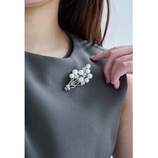 パールブーケブローチ