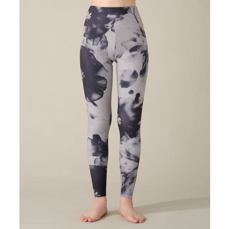 ̃MXBR[fBl[gɉ؂₩ƌvXĂACełBƌ݂̂fނ́AŜ钅SnŁAX[YłȂ߂炩ȔG肪Sn悢MXłByfނɂāzK烏[NAEg܂őΉAANeBuȓɃtBbggbvXƃ{gXAĜ悤3̕AAuXgNg/C/t[ŁB\tgŃX[XȔG肪Sn悢2WAYXgb`fނ̃V[YB悢ƒ߂ȂLkŁAŜ钅SnłBMaterial/|GXe 2WAYXgb`Composition/|GXe 75%@|E^25made in CHINAyɂāzubN/AuXgNgۉ^b`ŕ`ꂽ_[Ng[̃[t̏oɌ̍܂AC{[/ClCr[ƃCG[̃C𑾂MňA[eBXeBbNO[/t[n̂悤ɟ݂ттt[