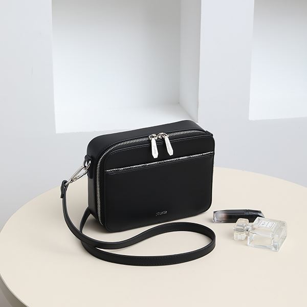 新品】LeSportsacウィービーボックスバッグ