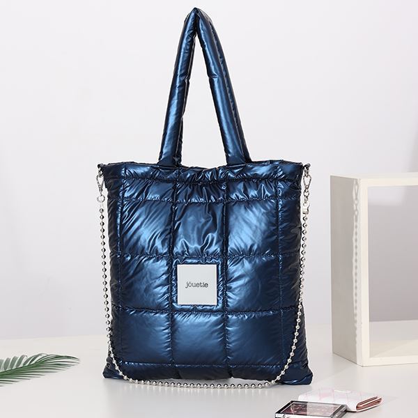 ロゴ巾着&カードケース付 軽量エンブロイダリーレース 2WAYトート