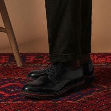 滑りにくく撥水性のある革靴