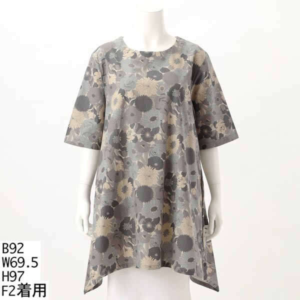 クインティ/【大きいサイズレディース】レトロフラワーチュニックブラウス【日本製】 大きいサイズレディース】レトロフラワーチュニックブラウス【日本製