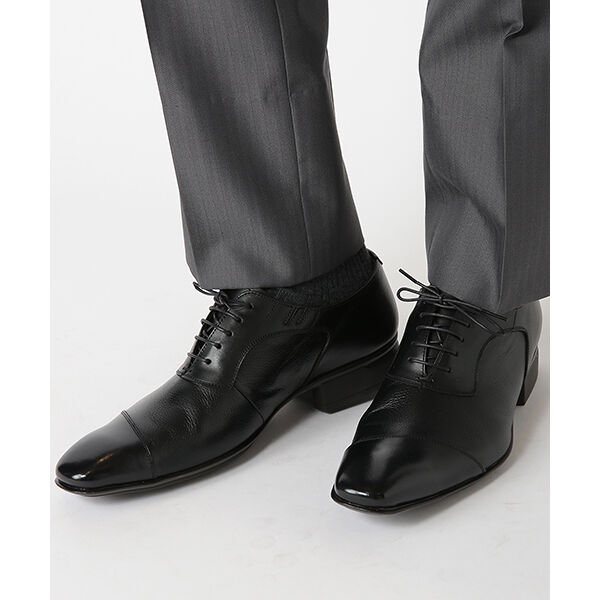 セットアップレースアップシューズ