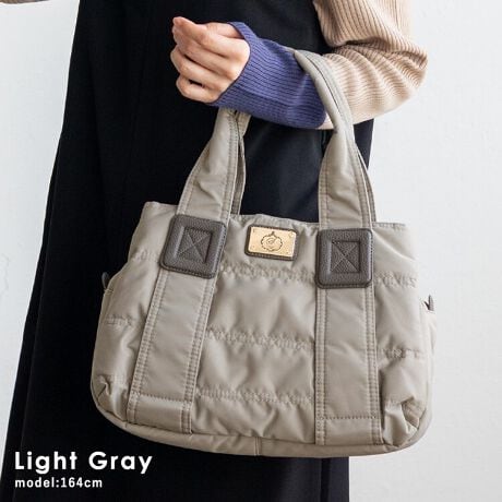 [^:blov-vf0042]yfUCzȓiCłƂ3Xy[Xg[gobOB  ㎿ŏvȍxiCgpA ƖȂĂă{[̂郂RRvXB  וAȏlăfUC̃obOB [Xy[X3JɕʂĂāAC[͂ՂeʁB ɁAO̎[ɂ}OlbgĂ̂ 悭qɂȂ肪ȌpXP[XȂǂ̎[ɕ֗B  VvȃfUCȂ̂ŁAR[fBl[gI΂ʋ΃V[畁ig܂ŕLg܂I RRĂāA_炩[͔QȂ̂ŁA}U[YobOƂĂlCłB****************************************fUCŁukTCYv܂BiԁFblov-vf0058@֘AiCHECK****************************************TCY SIZEFF23cm(SF20cm)  / F29cmiӁj34cmiӁj/ }`F11cmiC[j3.5cmiO[j3.5cmi[j nhF48cm~F2cmA荂F18cm [dlFAIi3Xy[X\j O|PbgFȂ |PbgFI[v|Pbg3At@Xi[t|Pbg2 dF535g fށFiC/PU obÕCJ̓t@Xi[ɂȂĂ܂B FFS[h