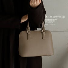 ヴィータフェリーチェ(VitaFelice)のラウンドファスナー2wayハンドバッグ【aroco/アロコ】セレモニー向け