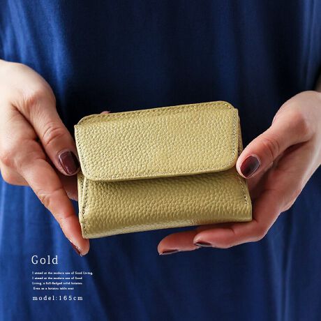 [^:bsrw-n43wy]yfUCz傫JRCP[XtX2܂zB̂ЂɎ܂邮炢̃TCYŁA|Pbgɂ܂I~jobOgƂĂ[͔͂QBJ[hK̂ŕKvŒ̂J[h[\B⊴̂鋍vgpA\ʂɂ͏ڗɂV{̌^{܂BʂȃmȂVvŏiȃfUCȂ̂ŁAg₷̂IyzXȂ̂ɁA܂遝RCP[XƃJ[h̊Ԃɂ́AؕȂǂTbƂ܂I[v|PbgtBȃXy[XŕKvŒ̃J[h₨D܂BTCYSIZEFcF9cm@^@F11.5cm@^@}`F1.5cmO|PbgFzbN{^tK1A}`I[v|Pbg1AJ[h1|PbgFJ[h8ӏA}`ȂD1dF87gfށFviXvbgU[jCJ̓zbN{^ɂȂĂ܂B