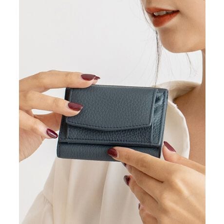 [^:nsw-30065n]yfUCzȂɏĂ[[́Iv7̃J[h|PbgɁAő14܂Ŏ[\IDAKAJ[hSႤ{v~jEHbgB_炩㎿ȃVNU[gpA傫JĒ₷`ɂ܂Bf[^̔h~AXL~Oh~@\tB̂VvȃfUĆAigtH[}܂ŗlXȃV[ő劈B|Pbg⏬߃obOɂXb|܂BJ[ȟ݂ɂẮAe|Pbg2[s̏ꍇ܂B    yzCJ̓zbN{^ɂȂĂ܂BOzbN{^tK~1㕔J[h|Pbg~1J[h~6}`ȂD~1yӎzv́AɑώキAV~EԂ̌ƂȂA̐FAFڂ肪܂̂łӉBJ␅ɔG炵ꍇ́A΂₭炩zŐCA`𐮂ĕKAĉBhC[EXg[u̍ł̊͂߉ByTCYzSIZEFcF8cm F10cm ݁F3cmiK܂ށjO|PbgFzbN{^tK1       㕔J[h|Pbg1|PbgFJ[h6E}`ȂD1dF60gfށF{vigbvU[jCJ̓zbN{^ɂȂĂ܂B