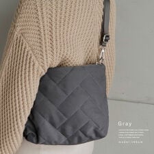 ヴィータフェリーチェ(VitaFelice)のポーチ付きキルティングナイロンショルダー【aroco/アロコ】