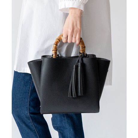 [^:inb-90032p]yfUCzou[nh̃i`ȕANZg̃VvȃXNGA^nhobOBV{̂Ƃ̃tFCNU[Ƀou[fނ̃nh킹AiȈۂɁBRpNgȌڂɁAKi܂pIȃTCYBt̃V_[xg͎O\Ō|obOƂĂy߂܂BobO̒͂R̎[Xy[X\ŁAڂ₷BLC߂ɂJWAɂ킹₷iȈۂ̃nhobOłByzCJ́At@Xi[ɂȂĂ܂BV_[xg͒߉\BOȂAIit@Xi[jI[v|Pbg~1t@Xi[t|Pbg~1yӎzvL̂ɂꍇ܂BɂCɂȂꍇ͈xAĂ炲gpByTCYzSIZEFF20cm / F31cmiӁj22cmiӁj / }`F9cmnhF25.5cm~F1.2cmA荂F8cmV_[xgF64`119cm~F1.8cmiO\/߉jO|PbgFȂ|PbgFAIit@Xi[jAI[v|Pbg1At@Xi[t|Pbg1V_[xgdʁF83gobÔݏdʁF371gfށFPUdlF2wayobÕCJ̓t@Xi[}OlbgɂȂĂ܂B^bZtiO\j