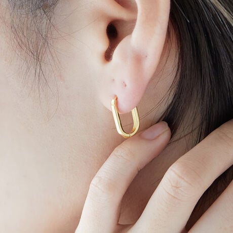 [^:nsa-p30106]yTCYzcTCY(`[t܂)cF17mmAF10mmF1mmdF1giЎjfށFSILVER925iK18R[eBOjyӓ_zAM[͂̕ӂBSILVER925gpĂ܂AAM[ɂ͌l邽߁ȀゲwBi̎Beɂ͍őӂ𕥂Ă܂Ag̃j^[PCXybNɂAi̐FۂƈقȂꍇ܂̂łB`Eti͎ɂύXƂȂꍇ܂BNX~h~̂߁Agp͖≘zł₳@ĂBTCYɂԕi͂ł܂B\߃TCYKmFB