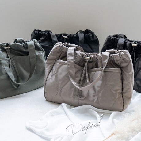 ナイロン製バッグ（レディース）