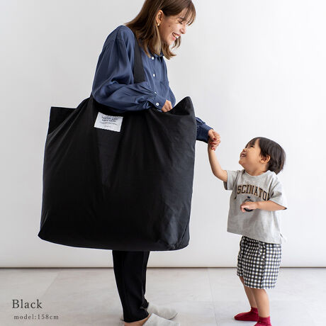 [^:inb-90049z]yfUCzyďvȃ|GXegpĂA ڂœ◷sȂǂɂIXXB SANZgɂȂfUC̃rbOg[gobOB  ߂̃nhȂ̂Ō|łāA וlSĎg܂BDETAIL EcTCŶQzcTCYB E傫JđeʁB E߂̃nhȂ̂Ō|\łB EAEghAG̎^т܂ŕL􂵂܂B  FABRIC Eyďvȃ|GXegpBSIZESPEC SIZEFF67cm / F77cm / }`F20cm nhF64cm~F3.5cmA荂F28cm O|PbgFȂ |PbgFI[v|Pbg1 obÔݏdʁF347g fށF|GXe obÕCJ̓t@Xi[ɂȂĂ܂B