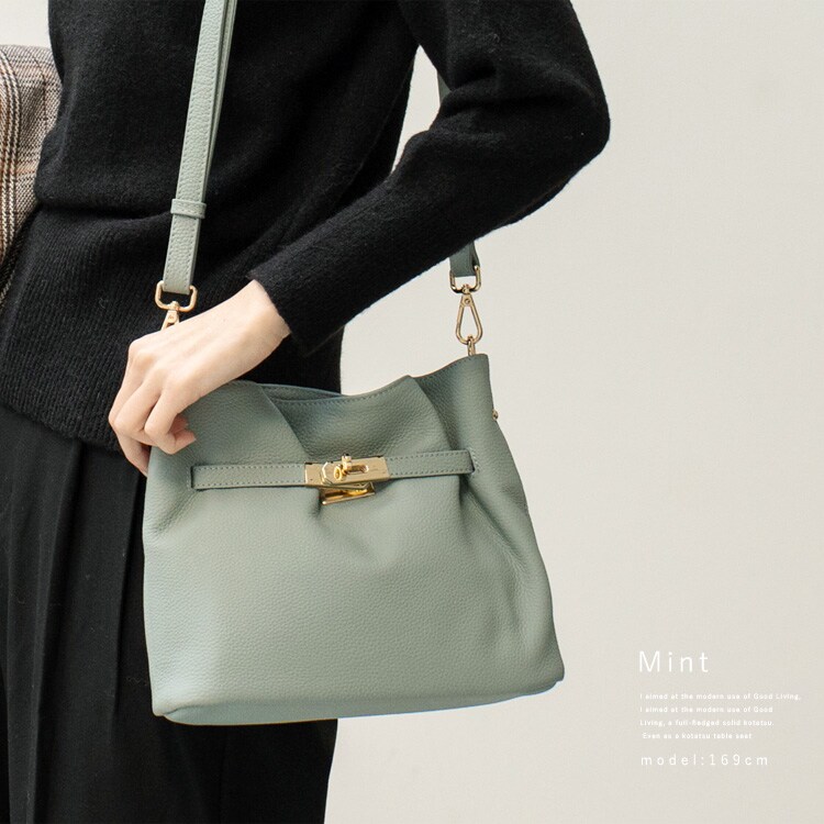 本革スクエアショルダーバッグ【aroco/アロコ】 | ヴィータ