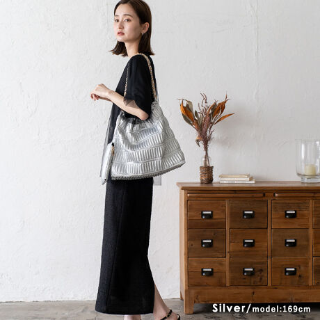 [^:nsb-30215p]Ƃ_炩tFCNU[gpv[cfUC̃V_[obOBS[h̃`F[iȈۂvXB̎[ɕ֗ȃ|[`tĂ܂B߂̃nhŃAE^[̏ォ|\łBTCYSIZEFF33cm / F37cmiJj20cmijiӁj34cmiӁj / }`F9cmnhF37`58cm~F1cmA荂F21`30cmO|PbgFȂ|PbgFI[v|Pbg1At@Xi[t|Pbg1obÔݏdʁF432gfށFPUobÕCJ͋В}OlbgɂȂĂ܂BFFS[h|[`SIZEFF10.5cm / F19cm / }`FȂO|PbgFȂ|PbgFȂdF33gfށFPUobÕCJ̓t@Xi[ɂȂĂ܂BFFS[hyӎzvL̂ɂꍇ܂BɂCɂȂꍇ͈xAĂ炲gpB