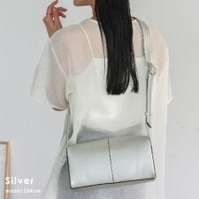 ヴィータフェリーチェ(VitaFelice)のワンショルダースクエアバッグ【aroco/アロコ】