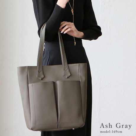 [^:sib-20056n]{v̏㎿ƔQ̎g˔c^obO  Oʂɂ́A}`t̑傫ȃ|Pbg2B X}zpXP[XȂǁAɎô𕪂Ď[ł̂ŁAobO̒S`S`SzȂI  |₷NN̒߃nh  LXƂC[ɂ́AA4TCY̏ނm[gyX܂B ɁAp̎d؂|PbĝŁAPC^ubgŒB 厖ȃACeSɎ^ׂ܂B A4TCYłt@C̑傫ɂ}Olbg܂Ȃ\܂B  ŏiȃfUCȂA@\QB  {v̏vƒJȖDŁApłiB ̒ʋ΂₨oɂ傤ǗǂTCYƋ@\Ă܂BTCY SIZEFF35cm / F38cmiӁj27cmiӁj/ }`F13cm nhF60cm~F2.3cmA荂F25cm O|PbgFOʃI[v|Pbg2Awʃt@Xi[t|Pbg1 |PbgFI[v|Pbg2ANbVޓI[v|Pbg1At@Xi[t|Pbg1 obÔݏdʁF698g fށF{v obÕCJ̓}OlbgɂȂĂ܂B FFVo[yӎzv́AɑώキAV~EԂ̌ƂȂA̐FAFڂ肪܂̂łӉBJ␅ɔG炵ꍇ́A΂₭炩zŐCA`𐮂ĕKAĉBhC[EXg[u̍ł̊͂߉B