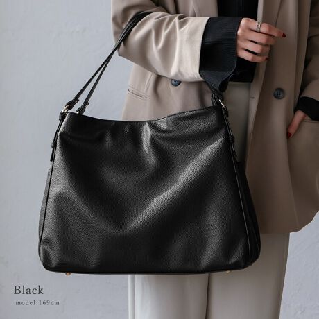 [^:inb-90083p]̂鍇vgpAVvȃfUC2ROOMg[gobOB gCAO^̃tHɁAnh͌ɂ₷߂ɁB CJ̓t@Xi[2wɂȂ[Xy[X̕Бɂ́A I[v|Pbg2Бɂ̓t@Xi[t|Pbg2 TChɂ́A܂ݎPX}zȂǂI[v|PbgB wʂɂt@Xi[|PbgtĂ܂BDETAIL EL߂̃}`ŉוȂĂ莩B Et@Xi[JŒgSB Eɂ₷߂̃nhB EetňSB  FABRIC EJɋvngpByӎzvL̂ɂꍇ܂BɂCɂȂꍇ͈xAĂ炲gpBSIZESPEC SIZEFF32cm / F32cmiӁj40cmiӁj / }`F14cm nhF52cm~F1.8cmA荂F25cm O|PbgFwʃt@Xi[t|Pbg1AʃI[v|Pbg2 |PbgFI[v|Pbg3At@Xi[t|Pbg2 obÔݏdʁF607g fށFPU obÕCJ̓t@Xi[ɂȂĂ܂B FFS[h