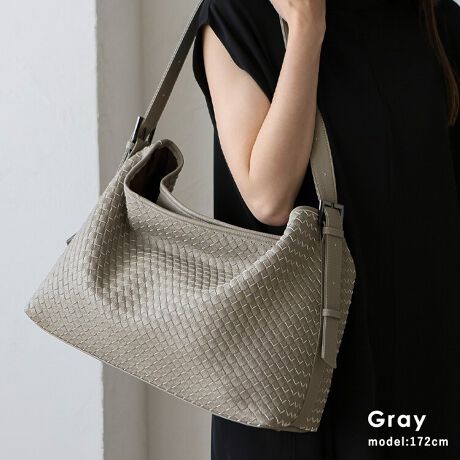 [^:sib-20067p]̃R[fɃvXȂA iłȕ҂ݍ݃V_[obOB  ҂ݍ݃fUC ~ VvȌ`ŕLV[ɑΉ GKgȕ҂ݍ݃fUCڂA`̓VvŖʂ̂ȂdオB ̐▭ȃoXAʋ΁EʊŵƂʂAx̂oJWAȃV[܂ŁALR[fBl[gɃ}b`܂B ̃t@bVɍ킹₷AÔȂfUCAǂȃX^CɂRɓ݂܂B yĈ₷PUf ڂ͍ȂAϋvɗDꂽPUfނ̗pBꂪȒPŉJ̓łCyɂg܂B Ƃ_炩ő̂ɃtBbg Ə_炩tH͂ŁAɂۂɑ̂ɂ݂܂B߂̃nhŒԂ̎gpłɂ̂|CgłB \ȃV_[ V_[Xgbv͒\BgX^Cɍ킹ĎD݂̃tBbgy߂܂B S̃t@Xi[teʎ[ obO̊J̓t@Xi[tŁAMdi܂BA4TCY]TŎ[\Ȃ̂ŁAʋ΁Eʊw₨ɂ劈B ֗Ȓetň芴 eĂ邽߁AuۂɃobOɂA₷݌vɂȂĂ܂B TCY SIZEFF29cmiTChj20cmij / F36cmiӁj40cmiӁj / }`F16cm V_[xgF43`83cm~F3cmiO\/߉j V_[xgF27`50cm O|PbgFȂ |PbgFI[v|Pbg3At@Xi[t|Pbg2 obÔݏdʁF638g fށFPU dlFV_[2way obÕCJ̓t@Xi[ɂȂĂ܂B FFjbPyӎzvL̂ɂꍇ܂BɂCɂȂꍇ͈xAĂ炲gpB