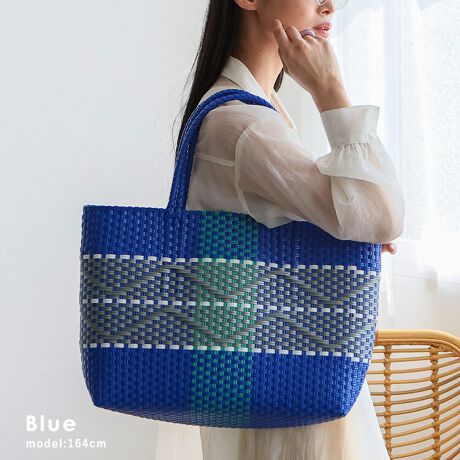 [^:nsb-30305p]Jhg[gobOiMj[͂A^тɂ傤ǗǂTCYBʂAJhobOB  JhobOƂ LVRł̓}VFijobOӖ܂BڂJtŉ炵AƂĂvȂ̂ŃKVKVg閜\ACełB|vsfނ̃e[vAЂƂЂƂōꂽLVR̎H|i̊yA͂łB ɋAGĂTbƐ@OK JɋAĂTbƐ@̊ȒPB܂AKVKVgĉĂ􂦂̂ŉJ̓r[`ɂ҂B g͎R ߕG݂̎[ɂ֗ŁAlXȗprłg܂B yʂŎ^т₷ îo͂̂ƁAyďvȂ̂łobOƂďd󂵂܂B g^CŗVѐSvX `IȐFʊoY~JȊ􉽊w͗lŁAłڂ݊܂B VvȕɂfANZgɁBŋCオ܂B A4TCYΉ A4TCỸt@C[łAKi܂̂ŃAEghAɂœKB TCY SIZEFF30cm / F46cmiӁj37cmiӁj / }`F11.5cm nhF46cm~F1cmi_unhjA荂F18cm O|PbgFȂ |PbgFȂ obÔݏdʁF491g fށF|G` obÕCJ̓I[vɂȂĂ܂B