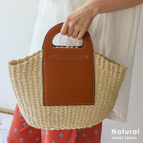 [^:nsb-30299z]nhIVȑl̏Ƀsb^Ȃg[gobOB  nhڂfUC A[`^ɃJbgꂽnhɓ݂₷AŃX^CbVȈۂɁB i`fނ̗ȕ Ȃł͂̑fފGߊoBtĂ̑ɂ҂łB ^E[Xɂ][gɂ JWA炫ꂢ߂܂ŁAǂȃX^CɂDB̂o͂As◁߃X^Cɂ߂łB I[vdlŉו̏oꂪX[Y JLAg₷QBCyɎfUCłBTCY SIZEFF20cmiTChj24cmij / F38cmiӁj22cmiӁj / }`F15cm nhF23cm~F2.3cmA荂F5.5cm O|PbgFȂ |PbgFȂ obÔݏdʁF422g fށFy[p[EPU obÕCJ̓I[vɂȂĂ܂B