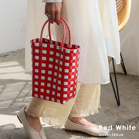 [^:nsb-30338z]XNGAJh~jobOʂAtăV[Yɂ҂̃Jh~jobOBJhobOƂ̓LVRł̓}VFijobOӖ܂BڂJtŉ炵AƂĂvȂ̂ŃKVKVg閜\ACełB|vsfނ̃e[vAЂƂЂƂōꂽLVR̎H|i̊yA͂łBɋAGĂTbƐ@OKJɋAĂTbƐ@̊ȒPB܂AKVKVgĉĂ􂦂̂ŉJ̓r[`ɂ҂Bg͎R݈ߕG݂̎[ɂ֗ŁAlXȗprłg܂ByʂŎ^т₷îo͂̂ƁAyďvȂ̂łobOƂďd󂵂܂BJtŌIȃfUC̓rrbhȐFgAR[fBl[g̃ANZgɂȂ܂BĂɂ҂ȃghACełBX^CbVȏc^fUCTCYSIZEFF25cm / F23cmiӁj18cmiӁj / }`F10cmnhF32cm~F1cmA荂F12cmO|PbgFȂ|PbgFȂobÔݏdʁF186gfށF|G`obÕCJ̓I[vɂȂĂ܂B