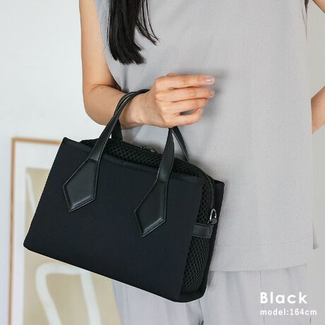 [^:ubb-sp-0478]lIv[2wayXNGA~jobOVѐSvXꂽXNGAg[g[obOB lۂJWAR[fɂ҂ȃobOo܂B  3Xy[X[ C[̑OɃ}OlbgtXy[X̂ŁAobO̒ŖqɂȂ肪ȉוɎ[ł܂B XNGAtHobO X}[gŔXNGAtHAǂȃX^Cɂ킹₷Aꂢ߃R[f͂JWAȕɂ킹Ă܂B Rrfނł NbV̂郁bVfނƁA_CrOX[cɎglIv[fނgpAyʂŏvȍɁB 2WAYdlŎR݂Ȏg V_[obOƂĂAnhobOƂĂg֗2WAYfUCB\Ȃ̂Ō|E΂ߊ|ƕύX\BTCY SIZEFF19cm / F26cmiӁj28.5cmiӁj / }`F11cm nhF33cm~F1.8cmA荂F12cm V_[xgF78`132cm~F3cmiO\/߉j O|PbgFOʃ}Olbgt|Pbg1Awʃ}Olbgt|Pbg1 |PbgFI[v|Pbg1At@Xi[t|Pbg1 V_[xgdʁF95g obÔݏdʁF452g fށFlIv[ dlF2way obÕCJ̓t@Xi[ɂȂĂ܂B FFjbP