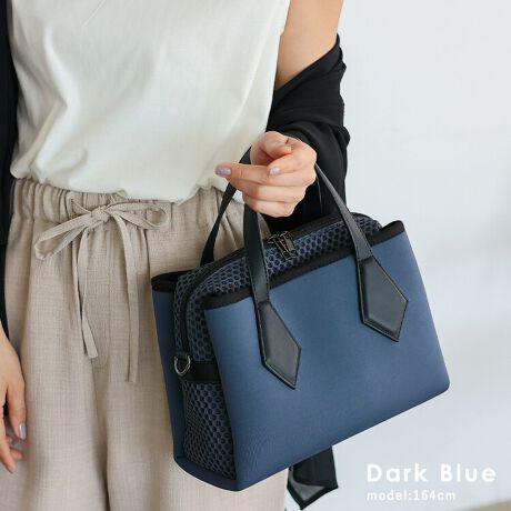 [^:ubb-sp-0478]lIv[2wayXNGA~jobOVѐSvXꂽXNGAg[g[obOB lۂJWAR[fɂ҂ȃobOo܂B  3Xy[X[ C[̑OɃ}OlbgtXy[X̂ŁAobO̒ŖqɂȂ肪ȉוɎ[ł܂B XNGAtHobO X}[gŔXNGAtHAǂȃX^Cɂ킹₷Aꂢ߃R[f͂JWAȕɂ킹Ă܂B Rrfނł NbV̂郁bVfނƁA_CrOX[cɎglIv[fނgpAyʂŏvȍɁB 2WAYdlŎR݂Ȏg V_[obOƂĂAnhobOƂĂg֗2WAYfUCB\Ȃ̂Ō|E΂ߊ|ƕύX\BTCY SIZEFF19cm / F26cmiӁj28.5cmiӁj / }`F11cm nhF33cm~F1.8cmA荂F12cm V_[xgF78`132cm~F3cmiO\/߉j O|PbgFOʃ}Olbgt|Pbg1Awʃ}Olbgt|Pbg1 |PbgFI[v|Pbg1At@Xi[t|Pbg1 V_[xgdʁF95g obÔݏdʁF452g fށFlIv[ dlF2way obÕCJ̓t@Xi[ɂȂĂ܂B FFjbP