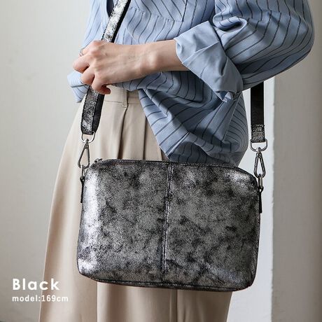 [^:vtb-20099p]i悭PA l̃^bNV_[obOB  iȃ^bNPU ڂ͍ȂAϋvɗDꂽPUfނ̗pB 悭}^bNŃMAiȈۂɎdグ܂B VvŐꂽfUC ʂȂVvȃtHBsN킸g܂B yʂŎ^т₷ RpNgȍŁAוĂNɎ̂́B t@bṼANZg ^bN̂߂AVvȃR[fNAbvBANZT[oŊy߂鑶݊łB ڈȏ̎[ ɂ͕̃|PbgtŁA̐NNBX}zAbvȂǂqɂȂ炸AgQłB ݂Ŏg₷ V_[xg͒\B|͂A΂߂X^CɂΉBTCY SIZEFF16cm / F25cm / }`F5cm V_[xgF67`127cm~F1.8cmiO\/߉j V_[xgF33`65cm O|PbgFwʃt@Xi[t|Pbg1 |PbgFI[v|Pbg2At@Xi[t|Pbg2 V_[xgdʁF70g obÔݏdʁF144g fށFPU obÕCJ̓t@Xi[ɂȂĂ܂B FFVo[yӎzvL̂ɂꍇ܂BɂCɂȂꍇ͈xAĂ炲gpB