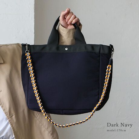 [^:nsb-70004z]Vvȃg[gɃ~bNX҂݃R[h̃V_[ANZgBghɍEȂ~j}ȃtHŒʋ΂łfC[łg܂B_炩̂iCfނgp\ʂ͝H{Ă̂ŉJ≘ꂩו܂Bm[gPC[\g[g̕Ki[łAǂTCYBނ^ubgȂ̏𐮗ł|PbgĂrWlXV[łKɎg܂Bg₷ɂJ̓t@Xi[ƃ}Olbg2Ă̂łD݂ɍ킹Ăg܂BC[ɂ̓iXJtŌǐՃ^OȂǂt܂BghMIXR[hV_[tANZgɂȂMIXR[h͊OăX}zV_[ƂĂgĂIVBTCYSIZEFF31cm / F41cmiӁj33cmiӁj / }`F13cmnhF34cm~F2.5cmA荂F14cmV_[xgF89cm~F2cmiO\/ߕsjO|PbgFȂ|PbgFI[v|Pbg2At@Xi[t|Pbg1V_[xgdʁF80gobÔݏdʁF386gfށFiCdlF2wayobÕCJ̓}Olbgt@Xi[ɂȂĂ܂BFFVo[C[ɌtiXJt