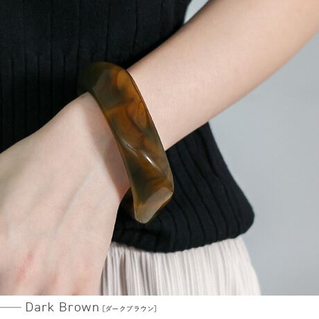 [^:nsa-30356z]̂ANfނgpALfUC̃NAoOB傫߃TCYő݊AR[fBl[g̃ANZgɂ҂łBׂb}[ũjAXAX^COɂ肰ȂƃghvXByʂŒ₷AĂ̔X^C⃊][gR[fɂ͂AjbgVc̑炿ƌ̂VvȂ[hȈۂ^fUĆAJWA炫ꂢ߂܂ŕLX^CɃ}b`܂BTCYSIZEF8.5cm(ő) / 7.5cm(ŏ) / ݁F2cmdʁF50gfށFAN