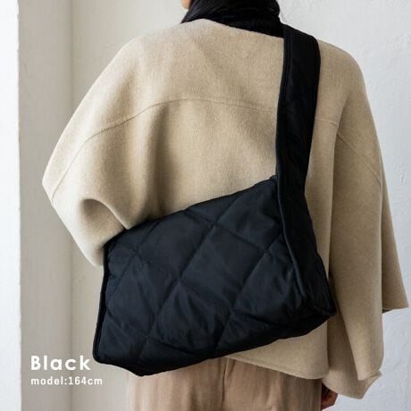 [^:nsb-30365z]y₩Ɖ炵𖈓g郏V_[ByʃiC~傫߃LeBOy₩ȃiCfނɁA傫߂̃LeBOXeb`vXBӂ犴lۂĂ܂BXNGA^ŏiȕ͋CJWAȂXNGA^̃VGbgBlۂĂfUCŁALX^CɃ}b`܂Bڈȏ̎[̓}`L̃XNGA^ARpNgɌĂ[Bו𐮗₷AfC[gɂ֗łBlC̃V_[gĥ郏V_[fUCBLV_[ň芴AɐH݂ɂ̂|CgłBS̃t@Xi[dlԌ̓t@Xi[JňSBוAg₷B▭TCYŃ}`Ɋ傫Ȃ▭ȃTCYB莝E|E΂߂ƁAǂȎłT}ɂȂ閜\obOłBTCYSIZEFF21cm / F33cmiӁj35cmiӁj / }`F13cmnhF85cm~F4.5cmA荂F37cmO|PbgFȂ|PbgFt@Xi[t|Pbg1obÔݏdʁF240gfށFiCobÕCJ̓t@Xi[ɂȂĂ܂BFFVo[