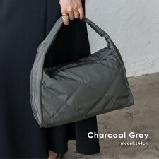 ヴィータフェリーチェ(VitaFelice)のキルティングナイロンワンハンドバッグ【aroco/アロコ】