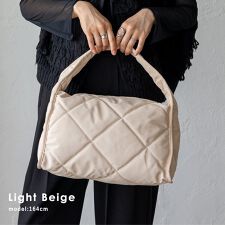 ヴィータフェリーチェ(VitaFelice)のキルティングナイロンワンハンドバッグ【aroco/アロコ】