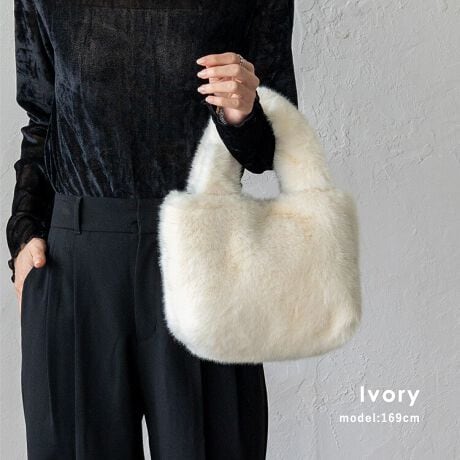 [^:nsb-30370z]Ԃł݊BH~fXNGA^obOBӂӂtFCNt@[fޏ_炩G̗ǂtFCNt@[gpBŋGߊoł邨ȑfނłBVvō킹₷XNGA^fUCgĥXNGA^tH́AVv炱LR[fɓ݁AJWA炫ꂢ߂܂ŏH~̂oɊ􂵂܂B₷߃nh߂̃nh͏_炩ɃtBbg₷dlBԎĂɂ̂͂łBRpNgȃTCYs̃~jTCYɁAӂӂt@[vXBԂȂ瑶݊̂fUCŁAR[f̃ANZgɁB֗ȃ}OlbgJԌ̓}OlbgdlȂ̂ŉו̏oX[YBfC[gɂ҂łBTCYSIZEFF20cm / F26cmiӁj20cmiӁj / }`F10cmnhF33cm~F5cmA荂F13cmO|PbgFȂ|PbgFI[v|Pbg1obÔݏdʁF171gfށF|GXeobÕCJ̓}OlbgɂȂĂ܂BFFVo[