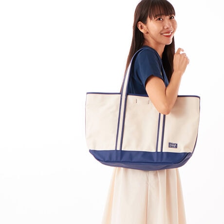 [^:73908513]VvȃfUCƗg[̃J[O͂̃g[gobÕV[YuPORTER BOYFRIEND TOTEi{[Cth g[gjvłB^EʋΒʊwȂǁAprɎgpłVvȃfUCŁA[h[üꕔƂč킹₷̂͂łBCfނɃRbgLoXgpĂ܂BƂڂ̑eLoX̗ʂPVC~l[gAPVCʂɕ҂ݖڂ͂G{XH{ƂŃobOɕ\܂BnPVCʂ̔F̗ǂAʂnhłPVCʂ\gĂ܂BRbgLoXPVC̃J[Rrl[VAobÕfUCĂĂ܂B