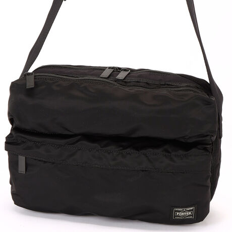 [^:69017848]̈قȂG̗ǂ2ނ̃iCfނ̗pA~^[eCXgŃCgEGCgɎdグuPORTERFRAMEit[jvV[YłB~^[ACe{ĂfUCł͂ȂՓIȃfBe[dAvf𐏏Ɏ邱ƂŃV[YRZvg߂Ă܂BvɌng~^[R̃fUC|CgłBCfނɂ̓ĉZ~_iC𒴍xɐDグiCcCnƁACɋ}bgȃt_R[fiCŐDグbvXgbvn2ނgpĂ܂BǂiCfނłꂼ̐ňÃRgXgÃV[YȂł͂̕\łBCɂ͂Ƃn̂R[fiCbvXgbvAoӏɂ͂Ȃ₩ȃiCcCƑfނgĂ܂Bʏ͕\ʂ猩Ȃ悤ɖD܂Ƃߕi{̂ƒꕔȂǁAʂD킹ӏjOɏoÂ݂iCe[vŖDt邱ƂŌ^ꂪɂdlɂĂ܂B܂A}`⃊bNXgbv̕tȂǁAׂ镔ɂ̓iCe[vzĕ⋭AnhȂǋxKvȕɂA⋭̃Xeb`[N{܂B܂ADɐi􂢂邱Ƃŏ_炩ȎɎdグA₷ÄۂȂꂽ͋CɂĂ܂BkݕiTCYjAVɍقoĈ__\قȂ邱Ƃ̈łBi􂢂ɂĐ􂢂ɂF̍قc݁AV܂__قȂ\ɂȂ̂͂łB܂An̏kݓxقȂ܂̂ŁA\ɂ̏ゲgpBAeVDt܂B摜̓TvɂȂ܂Bۂ̎dlƈقȂꍇ܂B\߂肢܂B