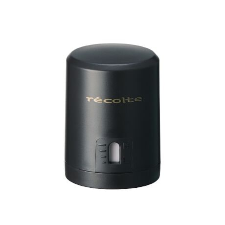 C{g̋C𔲂ăC̎_yAԂŕۑłmC[W[CL[p[nBLbvƃ|v̂ƂȂRpNgȃfUCB݂̃CL[vIC͋CɐGƎ_isAXɕω܂BČɂ͂߂ĐvbV邾Ń{g̋CÃ݂C̎_y邱Ƃł܂BƂꂵ֗@\ȊOɂAC̔ƊJ킩t}[J[Ă̂ŃC̊Ǘɕ֗łBTCYF W4.2~D4.2~H5.7cmi{́jdʁF 46g