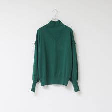 レイヤード風タートルニット