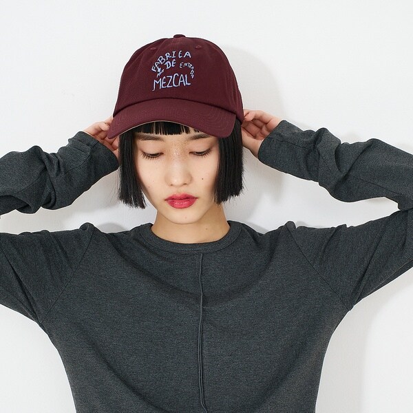 OFF-WHITE トリルオフスタンフロコ刺繍ヘスホルキャッフ LY】Garabato cap 落書き風 刺繍 ロゴ キャップ【予約