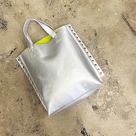 [^ԁF38509861003]yʃtFCNU[ɃJ[n\荇킹A悭2WAYg[gobOB̂炩tFCNU[fނgpAڂ̃n[hƂ͗ɁASn̓\tgŉKBTChɂ́A肰ȂXpCXƂăxbgCɔzuBGbWANZgAꂽۂvX܂Bt̃V_[XgbvŁA|΂ߊ|ł2WAYdlBg[gƂĂ͂AtɎĂlۂ܂܂BJtȐFWJ̒łAɖڂ̂͏{Ȉۂ̃Vo[J[BR[fBl[g̎ƂĂ􂵂Ă܂Bg炨o܂ŕL􂷂Ay₩ŃX^CbVȖ\obOB[J[iԁFC24004TCY(cmj@^e32 R34@}`12@nh@E32@Ђ̒@E100-120digj@E380ycheek/`[NzɃ`[N̂悤ȑN₩Ń|WeBuȃGlM[BJ[pbgg悤ȃJtȃfUCŖ̂ƂuԂʂȂ̂ɁBEcheek ̏iɂ͊ɔzčꂽfނgpĂ܂Byӎzi摜́A̓p\RȂǂ̉{ɂAۂ̐FƈقȂČꍇ܂B炩߂B摜̏i̓TvłBi̐F̖ڈ́AiP̂̉摜QƂBigpOɁA^OɋLڂĂu舵̒ӏvu\vKmFBiɕsǂꍇAє̔j܂Ă܂B炩߂BîCɓo^?^bvorNbNIJ[̍ēׂAXg1_̒ʒmAZ[̍ۂ̒ʒm󂯂鎖ł܂BuĥCɓo^ ViēׂȂǁAuĥȏ󂯂鎖o܂B_Lb`[ȃfUĆucheekv^rbO obNpbN [iԍF38509861000]2WAY R[hnh В obO [iԍF38509861001]XNGA V_[obO [iԍF38509861002]2WAY X^bY g[gobO [iԍF38509861003]2WAY В ~jg[gobO [iԍF38509861004]J[C V_[obO [iԍF38509861005]2WAY n[t[^ nhobO [iԍF38509861006]2WAY В V_[obO [iԍF38509861007]J[R[h Xgbv hN z_[ [iԍF38509861008]