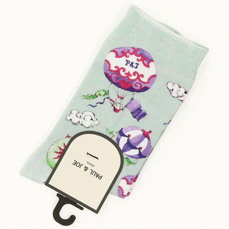 [^:PJL754059-]_炩ȖȂ̃\bNXɁA|[W[炵؂₩ȃp^[vg\bNXłBT[JX̃fReBuȃo[ۓIȃWvV[o[B