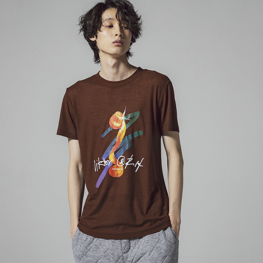 VIKTOR&ROLF(ヴィクター＆ロルフ)80SオレンジペイントTシャツ