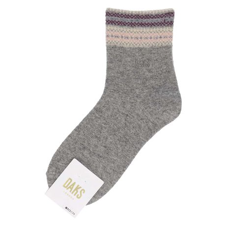 [^:03368702]DAKS̃\bNX⃉эłB₦΍ɂ҂łB߂Ȃ^CvBâjv[gAƂԂv`MtgɂœKłB` DAKS `u_bNXv1894NAVEVv\ɂAh̃~hZbNXEXg[gɂ鏬ȃe[[ƂĎn܂܂BEŏ߂āAxgX̃pclĂp̃ApuhłB݂ł̓ueBbVOWA[uḧƕ]Ă܂uhFDAKS (_bNX)J[F14.I[h[YA16.bhA20.Thx[WA93.CgO[A97.`R[TCYF21-23cmA22-24cmdlEFEэȆFN[fށFсAANAiCA|E^F{̔FijiCKC