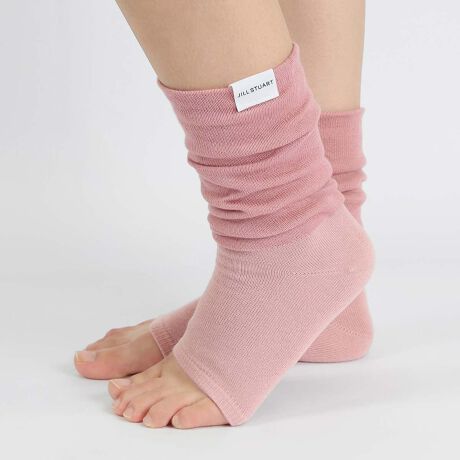 [^:93140005]W X`A[g̃VN\bNXWEB iCKCEICVbvȊOł͎舵͂܂B_炩ߕt̂ȂVGbgŁAԂAQɉKɉ߂ĂgD[X\bNXłBbNX^CזȂAӂ₳pɎdグ܂Bӂ͕͂ێɗDďɂVNdlAƕ͂Ȃ߂炩ȔG̃[VNdlłBVR̐Sn悳VN͋zE̗ǂfނ̂߁Ax̕ω炰Ă܂BĂɂAqȂ̕ɂSāAG߂킸Sn悭g܂BVR̉VN͖Ȃ▃ƔהM𓦂ɂƂAۉɗDĂ܂BĂ̗[΍􂩂~̉܂ŁA1N߂̑fނłBVR̂VN̐͐lԂ̔Ɠ^pNŏoĂ܂B܂AVNɂ͓Ɠ̏_炩ƂȂ߂炩AĜƂĂD@ۂłBâjv[gAƂԂMtgɂœKłB` JILL STUART ( WX`A[g ) `؂₩Ȗ̂߂ɁB₳ƁAB @ׂƁA_B ȂƎ炵Oɐiނ߂JILL STUARTł邱ƁBuhFJILL STUART (W X`A[g)J[F10.sNA70.p[vA91.CgO[TCYF22-25cmdlEFVNiӂ͂j[VNdl(ƕ)ȆFF25cmfށFE[EȁE|GXeEiCE|E^F{̔FijiCKC