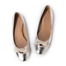 25春夏新作フラットリボンモチーフバレエシューズ