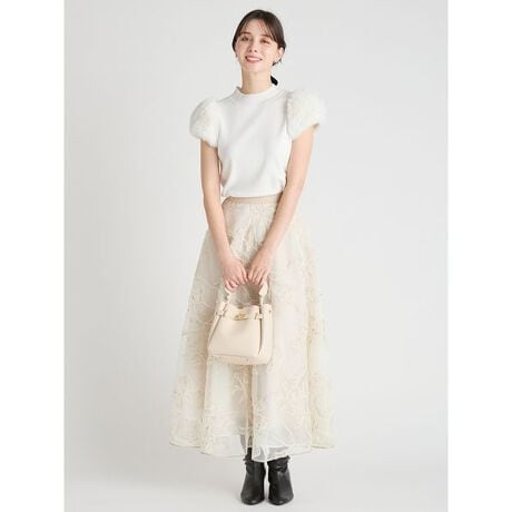 [^ԁFCWFS254072]`[fނɃƋNъ̂t@V[[ŉԂ̎hJ{ꂽngpA@ׂŃVA[ȃfUC̃tAXJ[głB`[̉ɂ́Aقǂ悢芴̂I[KW[d˂ĂAy₩ȃtAVGbgL܂B̌ƋNю̑gݍ킹H~炵ADŉ؂₩Ȉۂ^Ă܂BVA[ȃ`[ƃI[KW[̏d˂iŁAVvȃgbvX킹邾ŉ؂₩ȃR[fBl[gɁBF nFL LkF 򊴁FꕔL ňF聦Ɩ̊֌WɂAۂFČꍇ܂B܂p\REX}[gtHȂǂ̊ɂA኱iƉ摜̃J[قȂꍇ܂B\߂Bi̐F́AiPi摜QƉB i摜̓Tv̂߁AFTCY̎dlɕύXꍇ܂̂ŁA\߂B